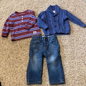 BRAND NEW/LIKE NEW Bundle of Oshkosh B’Gosh Baby Boy 12M items!!!